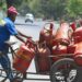 नवीन वर्षाच्या सुरवातीलाच LPG सिलेंडरच्या दरात थेट १११ रुपयांची वाढ