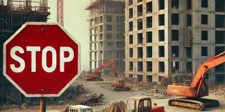 मुंबईतील १०६ बांधकामांना ‘कार्य स्थगिती’ची नोटीस!