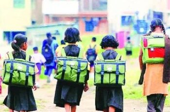 आता विद्यार्थ्यांना पाठ्यपुस्तकांबरोबर दफ्तरही मिळणार मोफत!