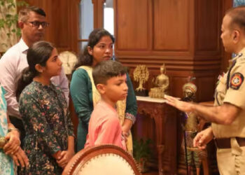 मुंबई पोलिसांचा मानवी स्पर्श; विदीप जाधवांच्या कुटुंबाला १.४० कोटींची मदत