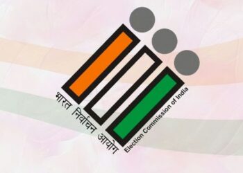 सोशल मीडियावरील बेकायदेशीर मजकुरावर निवडणूक आयोगाची कारवाई