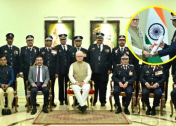 राज्यपालांच्या हस्ते अग्निशमन सेवा सप्ताहाचा शुभारंभ; मुंबईतील १२ जवानांना राष्ट्रपती पदके बहाल