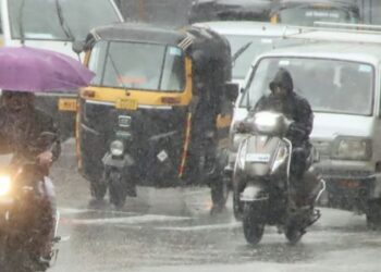 पुणे पुन्हा जलमय! सलग तिसऱ्या दिवशी मुसळधार; जनजीवन पूर्णतः विस्कळीत