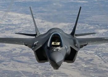 अमेरिकन वैमानिकाला पकडणाऱ्याला मिळणार सरकारकडून मोठे बक्षीस आणि सन्मान – इराणच्या राज्यपालांची घोषणा