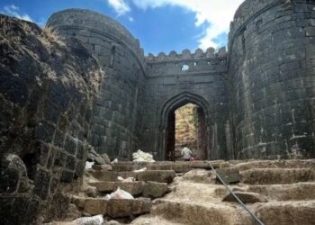 शिवराज्याभिषेक सोहळ्याच्या पार्श्वभूमीवर रायगडाचा पायी मार्ग दोन दिवस बंद!