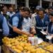 नवी मुंबईत कृत्रिमरीत्या आंबे पिकवण्यासाठी रसायनांचा वापर; FDA आणि APMC प्रशासनाची संयुक्त कारवाई