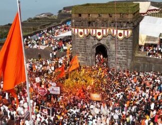 रायगडावर तिथीनुसार ३५३ वा शिवराज्याभिषेक सोहळा; लाखो शिवभक्तांच्या उपस्थितीत जल्लोषमय उत्सव!