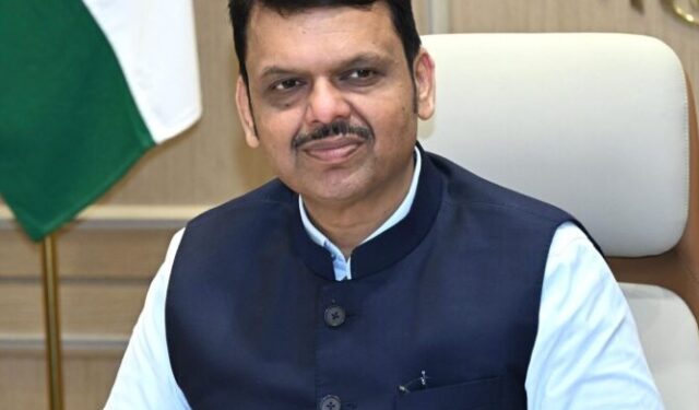 राज्याच्या विकासात ‘स्टँडर्ड चार्टर्ड’ बँकेचे योगदान महत्त्वपूर्ण – मुख्यमंत्री देवेंद्र फडणवीस