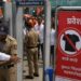 शिवसेना वर्धापन दिन मेळाव्यात काळ्या कपड्यांना बंदी; प्रवेशद्वारावर पोलिसांची कसून तपासणी!