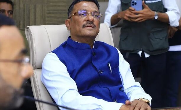 मुंबईकरांचे हाल टाळण्यासाठी बेस्ट कर्मचाऱ्यांनी संप मागे घ्यावा; परिवहन मंत्री प्रताप सरनाईक यांचे आवाहन