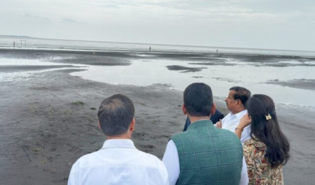 पालघरला भारतातील पहिले ‘ऑफशोर’ विमानतळ; डीपीआर तयार करण्याचे मुख्यमंत्र्यांचे आदेश!