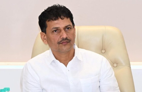 आरोग्य सेवेत कट प्रॅक्टिस व निष्काळजीपणा खपवून घेतला जाणार नाही – सार्वजनिक आरोग्य मंत्री प्रकाश आबिटकर