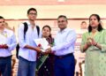 ‘महाराजस्व समाधान शिबिर’मधून ३० विभागांच्या सेवा एकाच छताखाली; १०९ लाभार्थ्यांना विविध योजनांचा लाभ