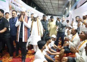 वारकऱ्यांची सेवा हीच विठुरायाची सेवा – मुख्यमंत्री देवेंद्र फडणवीस