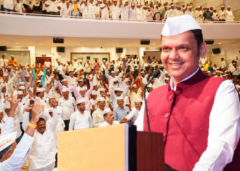 वर्षभर १२ तास मोफत वीज; ५८ हजार कोटींची थकीत वीजबिले होणार माफ! – राहाता येथील सोहळ्यात मुख्यमंत्री फडणवीसांचे बळीराजाला आश्वासन