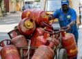 सर्व LPG ग्राहकांसाठी १६ ऑगस्टपर्यंत आधार ई-केवायसी अनिवार्य!