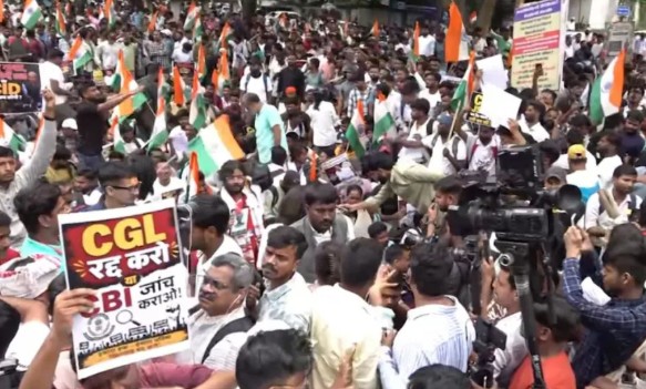 दिल्लीच्या यशानंतर रांचीत विद्यार्थ्यांचा एल्गार; पेपरफुटीविरोधात विधानसभेला घेराव!