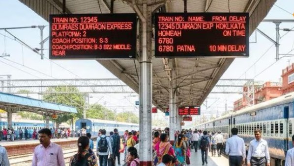 CSMT स्थानक हायटेक; लांब पल्ल्याच्या गाड्यांसाठी अत्याधुनिक एलईडी डिस्प्ले प्रणाली