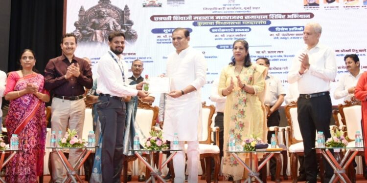 ‘शासन आपल्या दारी’पासून ‘समाधान’पर्यंत; महसूल समाधान शिबिरातून एक लाख नागरिकांना लाभ – विधानसभा अध्यक्ष राहुल नार्वेकर