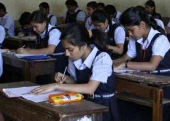 SIR मोहिमेचा शाळांना फटका; विद्यार्थ्यांचे अर्धे सत्र वाया!