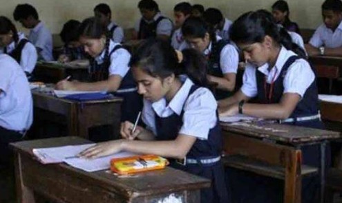 SIR मोहिमेचा शाळांना फटका; विद्यार्थ्यांचे अर्धे सत्र वाया!