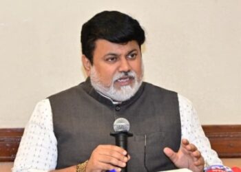 क्रांतीदिनानिमित्त दिल्लीत शिवसैनिकांचा ‘रक्तदान यज्ञ’; महाराष्ट्रातील १२०० पैलवान मैदानात!