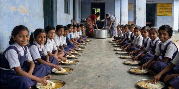 डहाणूतील आश्रमशाळांमध्ये ३ महिन्यांपासून चपातीचा तुटवडा; २० हजार विद्यार्थ्यांच्या पोषणावर प्रश्नचिन्ह