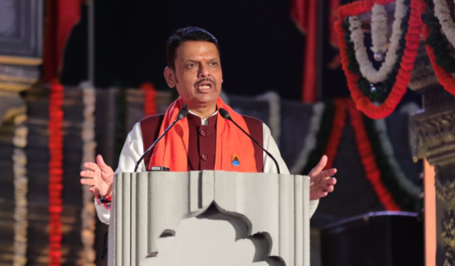 विद्यापीठांतून युनिकॉर्न आणि नवे उद्योग घडले पाहिजेत – मुख्यमंत्री देवेंद्र फडणवीस