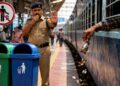 रेल्वे स्थानकांवर थुंकणे किंवा कचरा टाकणे पडणार महाग