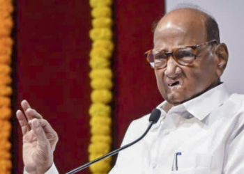 “राज्यात तात्काळ दुष्काळ जाहीर करा!” – शरद पवारांची सरकारकडे ९ मागण्यांद्वारे मदतीची साद