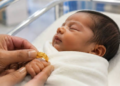 आता सरकारी रुग्णालयात जन्मणाऱ्या नवजात बाळांना मिळणार १ ग्रॅम सोन्याची अंगठी!