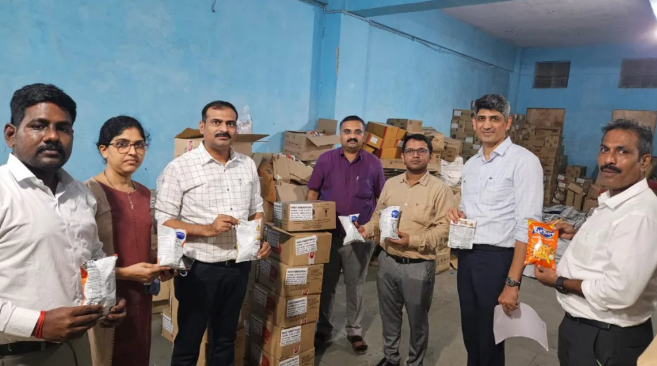 मुदतबाह्य खाद्यपदार्थांच्या तारखांमध्ये फेरफार करणारे रॅकेट उघड!
