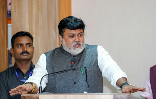 रत्नागिरी पर्यटनाच्या नव्या वाटेवर, गोव्यासारखा विकास होणार; पालकमंत्री उदय सामंत यांची मोठी घोषणा