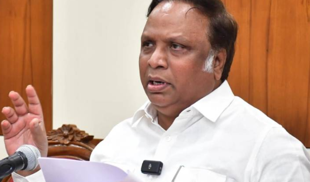 गणेशोत्सवाला जागतिक ओळख देण्यासाठी राज्य सरकारचे प्रयत्न; युनेस्को वारसा यादीत समावेशासाठी पुढाकार – मंत्री ॲड. आशिष शेलार