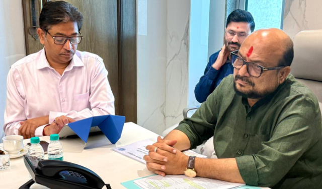 संभाव्य पाणीटंचाईसाठी राज्य सज्ज; टंचाईग्रस्त गावांसाठी टप्पानिहाय कृती आराखडे तयार करण्याचे मंत्री गुलाबराव पाटीलांचे निर्देश