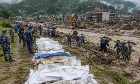 नेपाळ दुर्घटनेतील मृतांची डीएनएद्वारे होणार ओळख; महाराष्ट्रातील नातेवाईकांना नमुने देण्याचे आवाहन