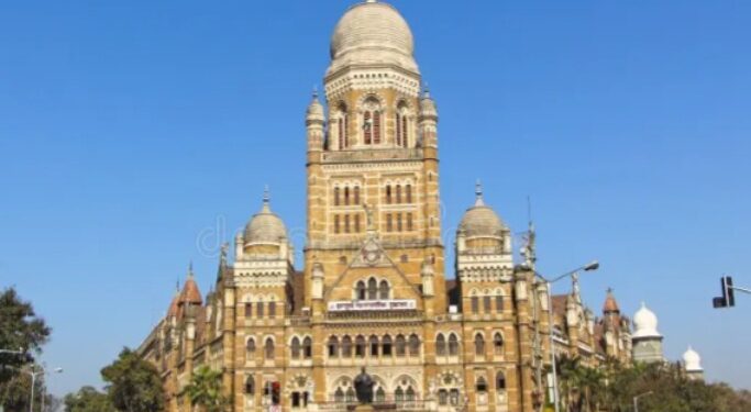 गणेशोत्सव मंडळांच्या जाहिरातींवर महापालिकेचे निर्बंध; १०० मीटरपर्यंतच परवानगी