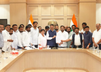 मुख्यमंत्री MPSC विद्यार्थ्यांच्या मागण्यांबाबत सकारात्मक; सचिवांची तातडीने बदली होणार