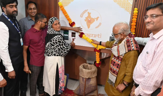 आता ‘ग्रेन एटीएम’मधून मिळणार रेशन; नाशिकमधील यशस्वी प्रयोगानंतर ‘अन्नपूर्ती ग्रेन एटीएम’ प्रणाली आता राज्यभर राबवणार