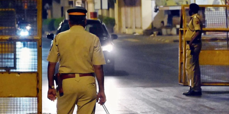 मुंबईत २५ ऑक्टोबरपर्यंत जमावबंदी; पाचपेक्षा अधिक व्यक्तींच्या जमावावर निर्बंध!