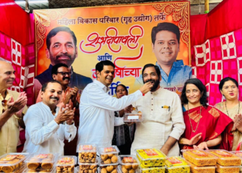 ठाणेकरांनी चाखली बचत गटांच्या दिवाळी फराळाची चव; ३५० महिलांना मिळाला हक्काचा रोजगार